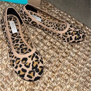 Steven New York by Steve Madden Cheetah Flats Size 8.5